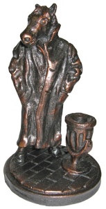 Карандашница ХДИ-7.004  КОНЬ В ПАЛЬТО патина (d = 75 х 130 мм) ЛИТКОМ