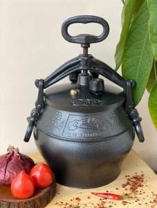 Казан афганский черный алюминиевый с крышкой и ручками 12л Казан афганский черный алюминиевый с крышкой и ручками 12л